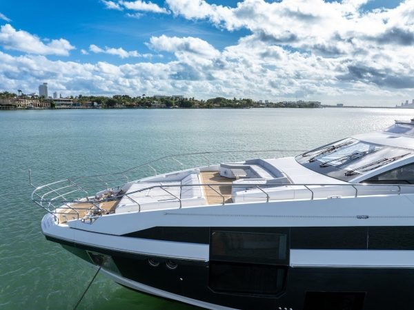 10-print-88-Azimut-Grande-CLOUD-9-81-X5.jpg