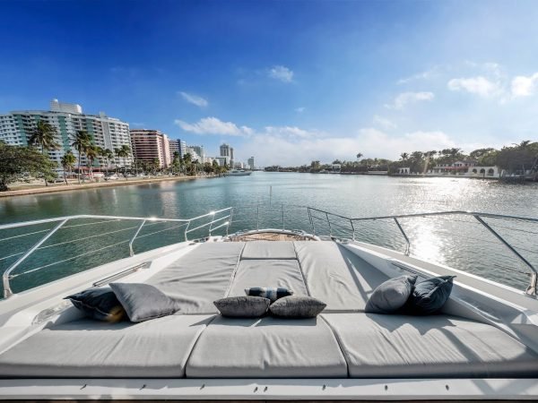 14-print-88-Azimut-Grande-CLOUD-9-61-X5.jpg
