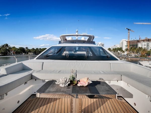 18-print-88-Azimut-Grande-CLOUD-9-65-X5.jpg