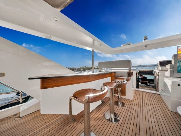25-print-88-Azimut-Grande-CLOUD-9-67-X5.jpg