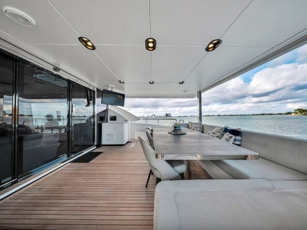 37-print-88-Azimut-Grande-CLOUD-9-42-X5.jpg