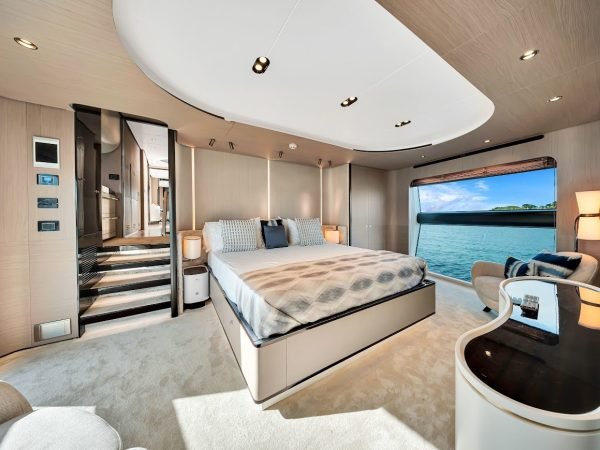 62-print-88-Azimut-Grande-CLOUD-9-32-X5.jpg
