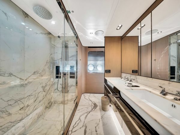 67-print-88-Azimut-Grande-CLOUD-9-36-X5.jpg