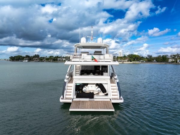 97-print-88-Azimut-Grande-CLOUD-9-89-X5.jpg